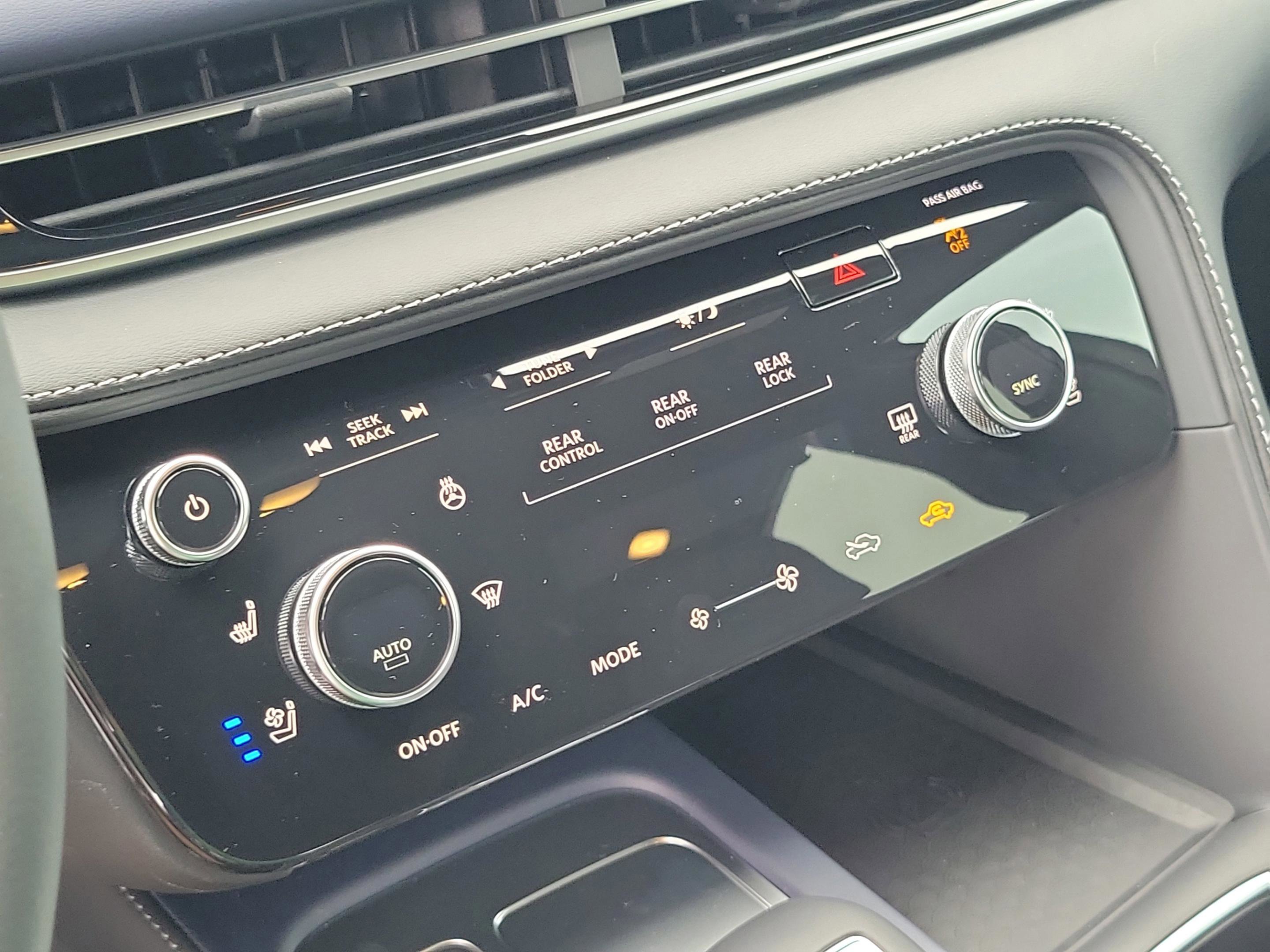 New 2026 INFINITI QX60 Sport w/ Dark Cargo Package image 23