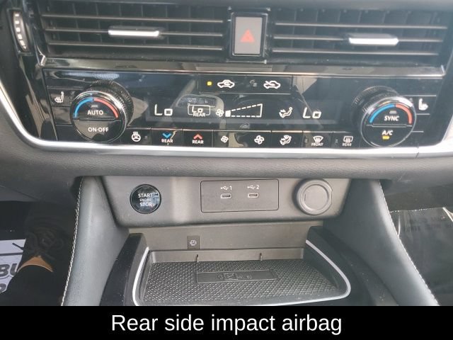 Certified 2024 Nissan Rogue Platinum w/ Platinum Premium Package AWD/4WD image 36