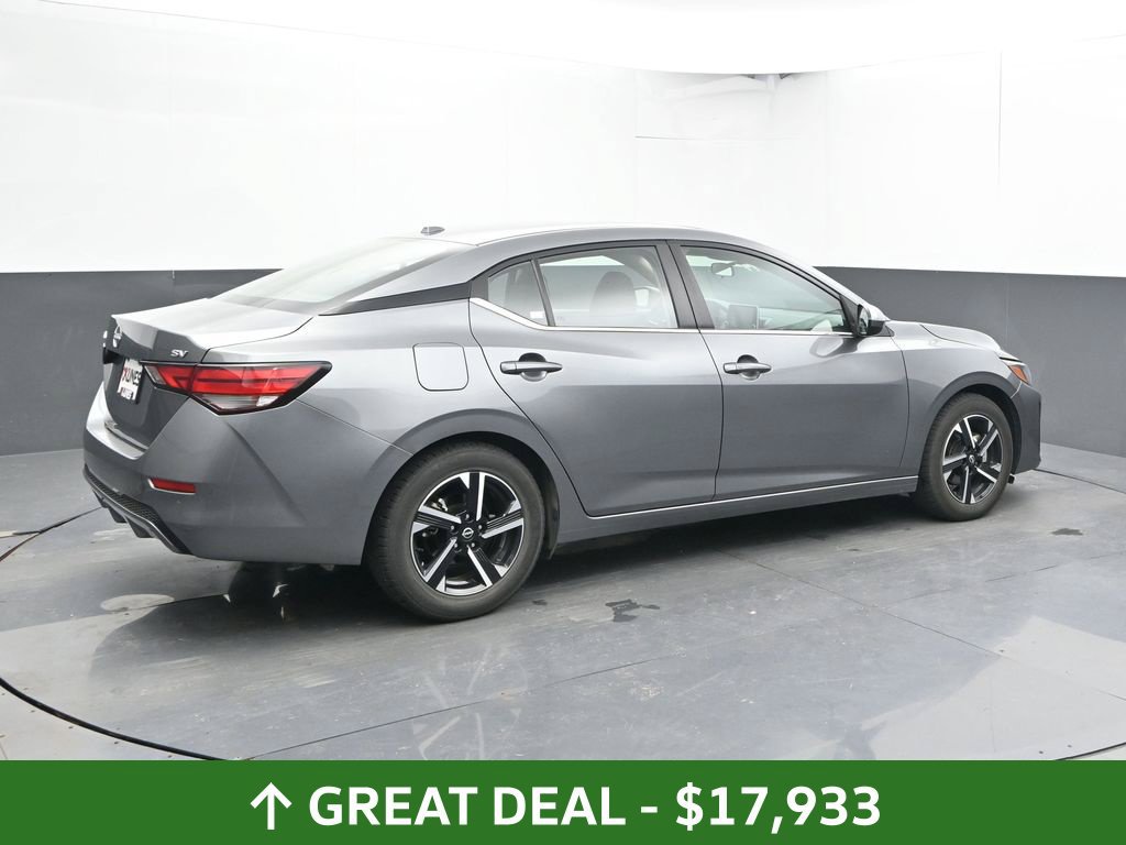 Used 2024 Nissan Sentra SV FWD image 4