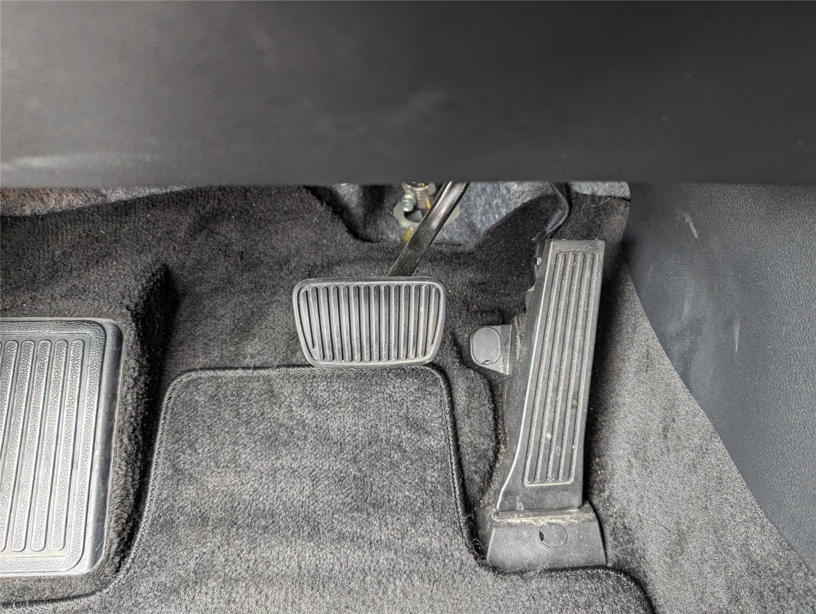 Used 2025 Kia Sportage LX FWD image 27