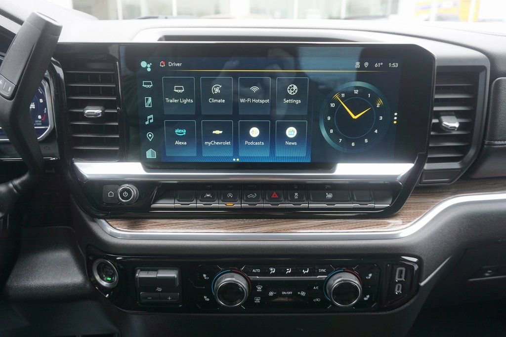 Used 2025 Chevrolet Silverado 1500 LT image 12
