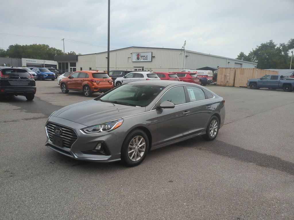 Used 2019 Hyundai Sonata SE FWD image 1