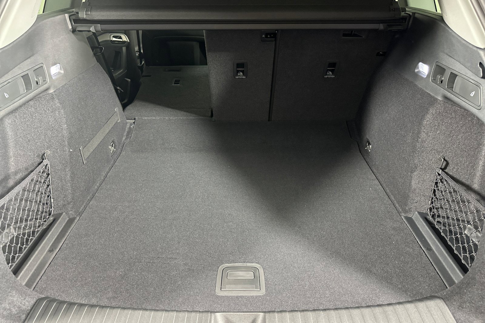 New 2025 Audi Q6 e-tron Premium image 14