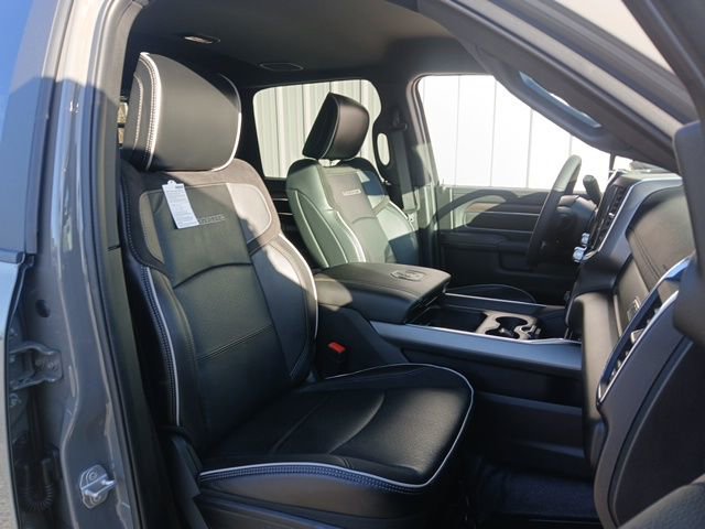 Used 2026 RAM 4500 Tradesman w/ Laramie Trim Package image 33