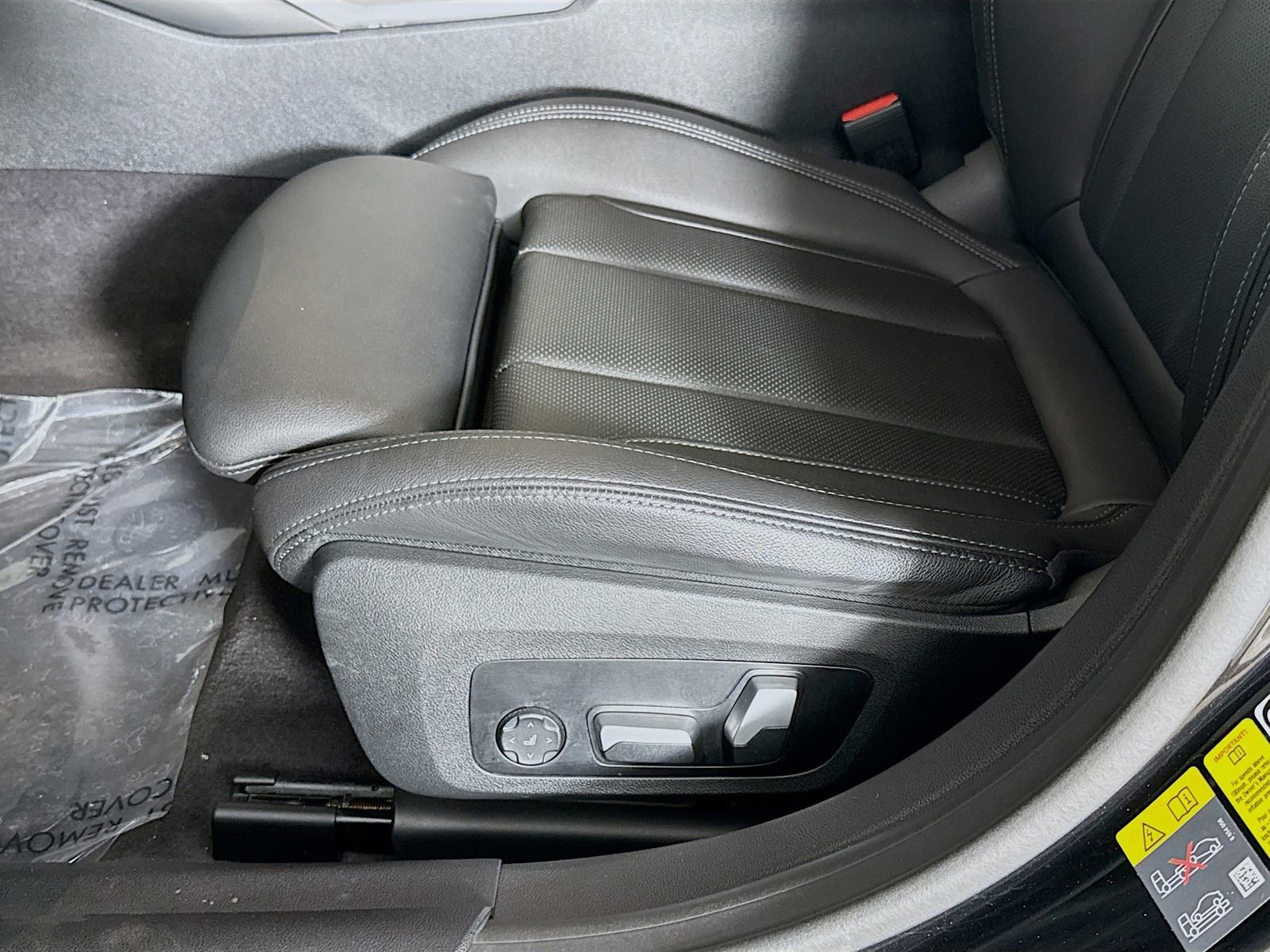 Certified 2023 BMW i4 eDrive35 w/ Premium Package RWD image 19