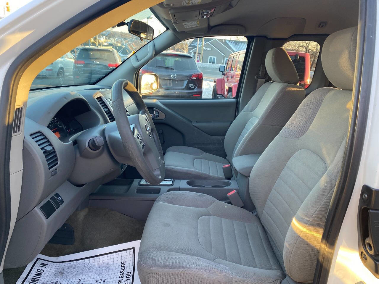 Used 2018 Nissan Frontier S image 9