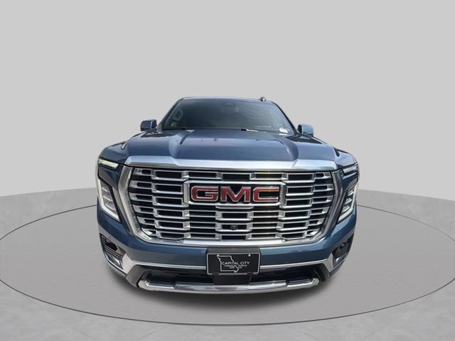 Used 2025 GMC Yukon Denali w/ Sun & Power Step Package AWD/4WD image 9