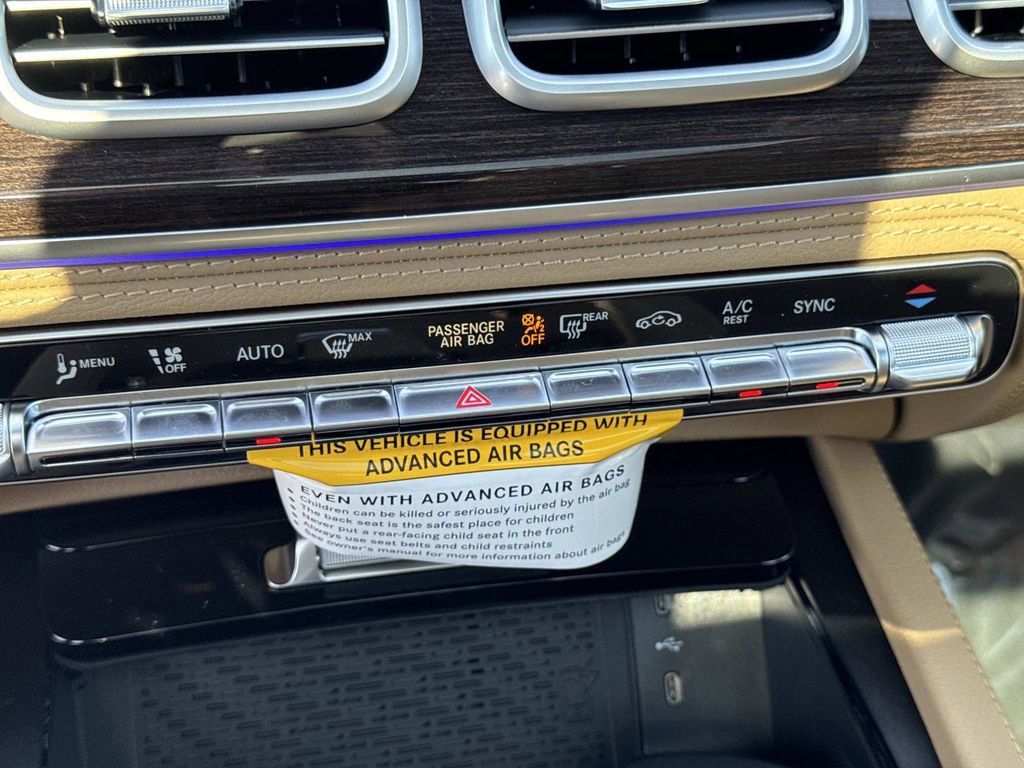 New 2026 Mercedes-Benz GLS 580 4MATIC image 25