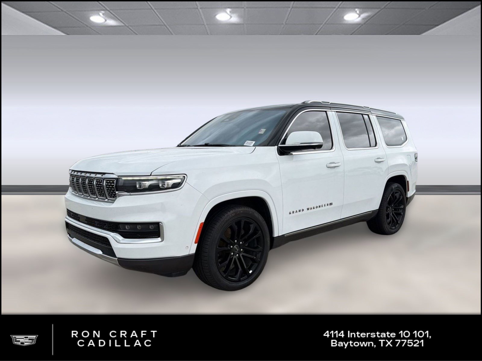Used 2022 Jeep Grand Wagoneer Series III w/ Rear Seat Video Group 1 AWD/4WD image 1