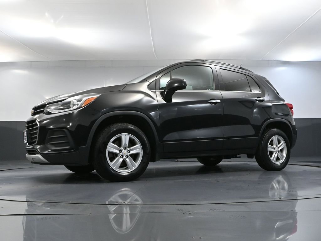 Used 2020 Chevrolet Trax LT w/ LT Convenience Package image 49