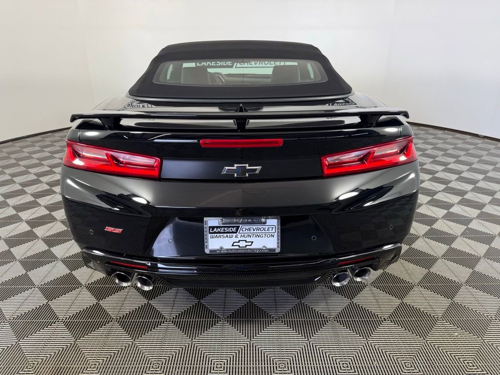 Used 2018 Chevrolet Camaro SS RWD image 5