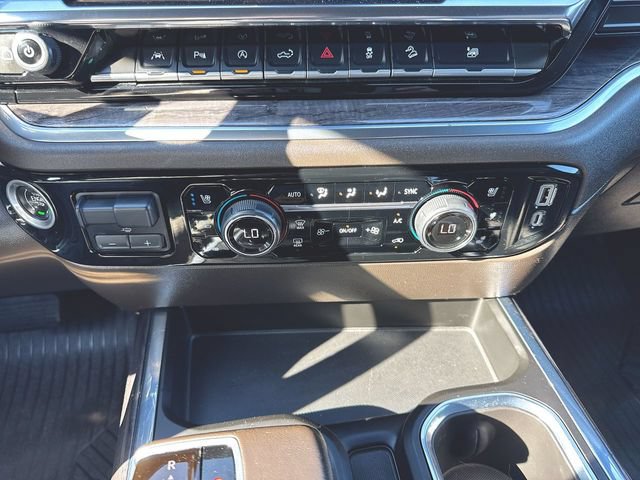Used 2022 Chevrolet Silverado 1500 LTZ AWD/4WD image 18