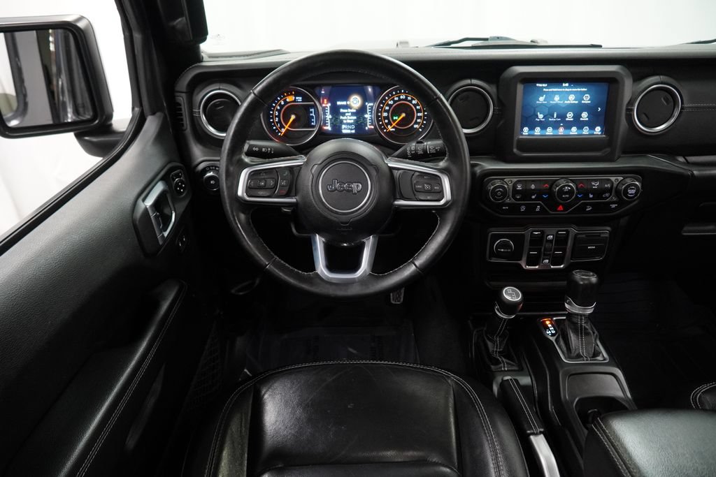 Used 2020 Jeep Wrangler Unlimited Sahara w/ Cold Weather Group AWD/4WD image 14