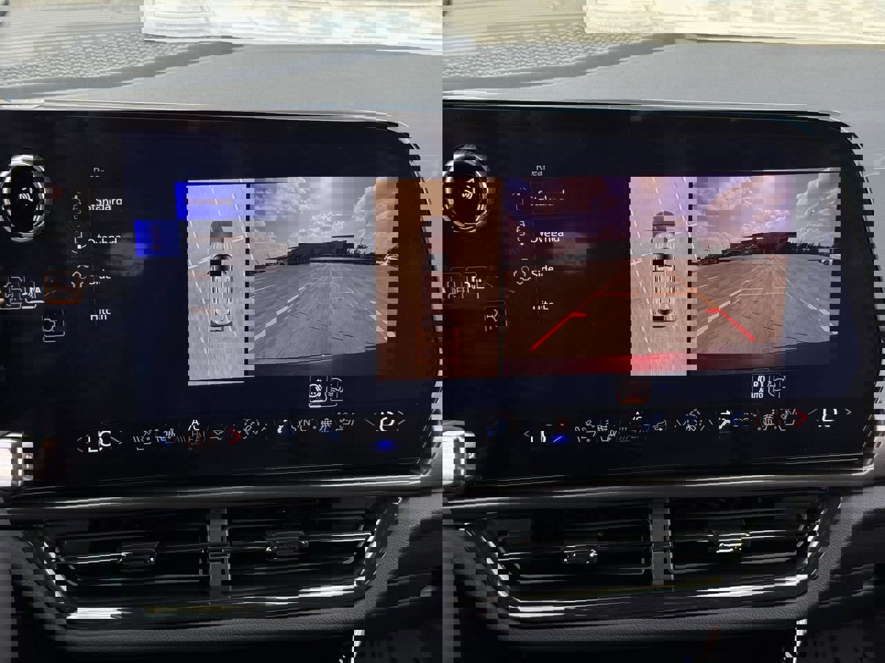 New 2026 Chevrolet Equinox EV RS image 13