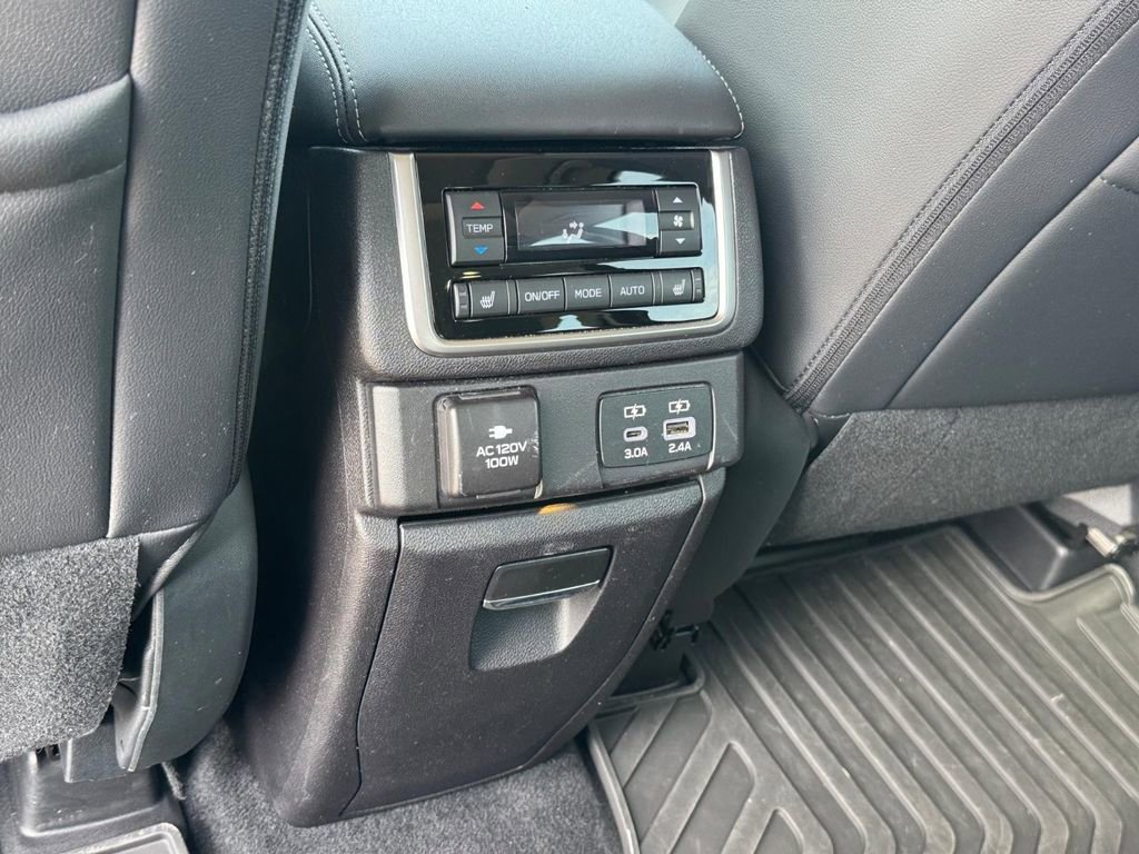 Used 2023 Subaru Ascent Touring AWD/4WD image 13