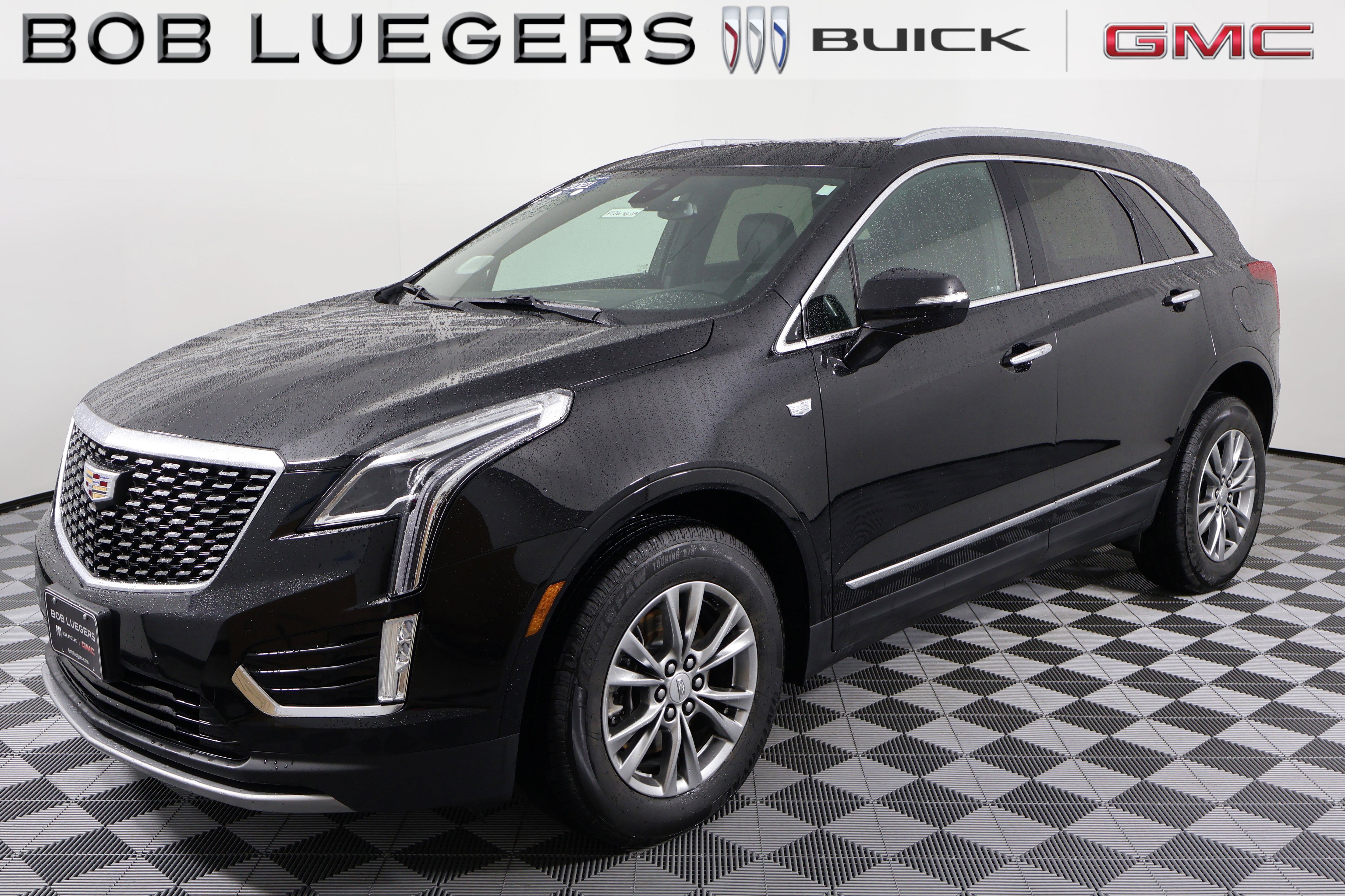 Certified 2021 Cadillac XT5 Premium Luxury AWD/4WD image 3