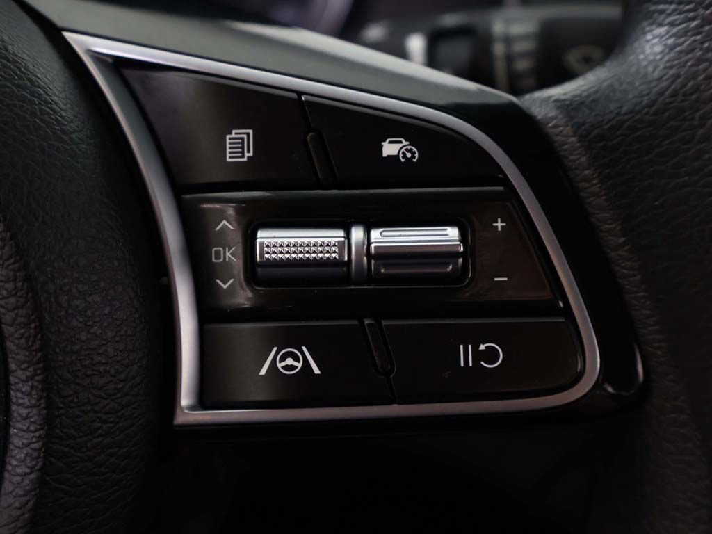 Used 2023 Kia Forte LXS w/ LXS Technology Package image 39