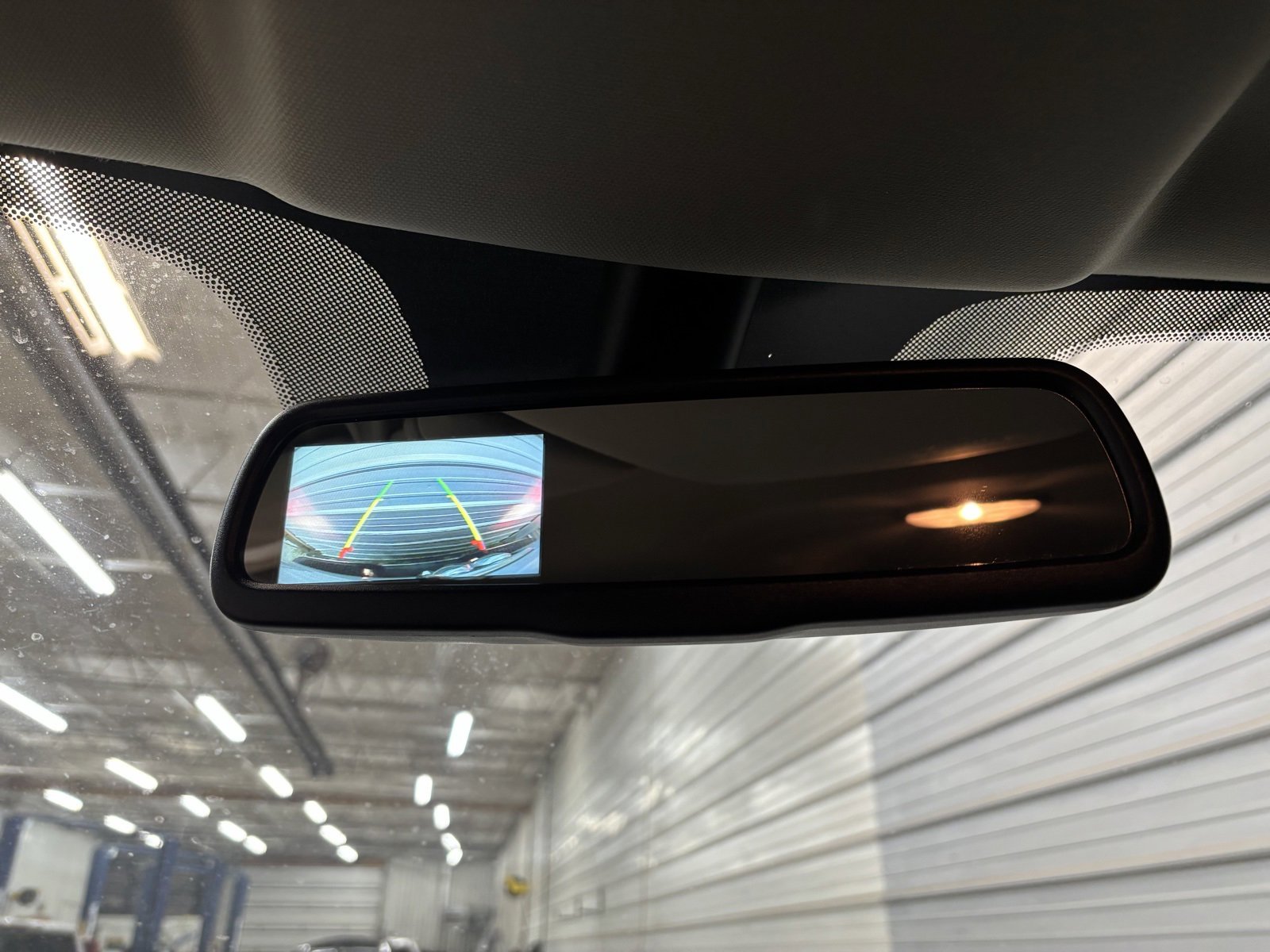 Used 2018 RAM 2500 Tradesman w/ Chrome Appearance Group image 21