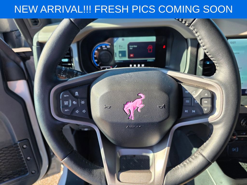 Used 2024 Ford Bronco Wildtrak image 13