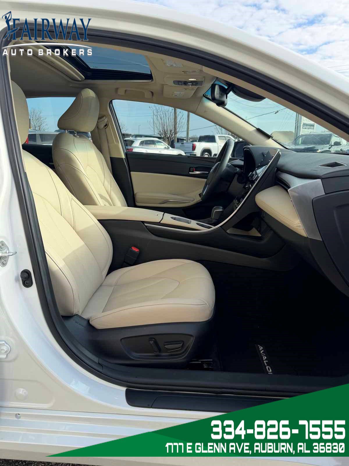 Used 2022 Toyota Avalon XLE image 22