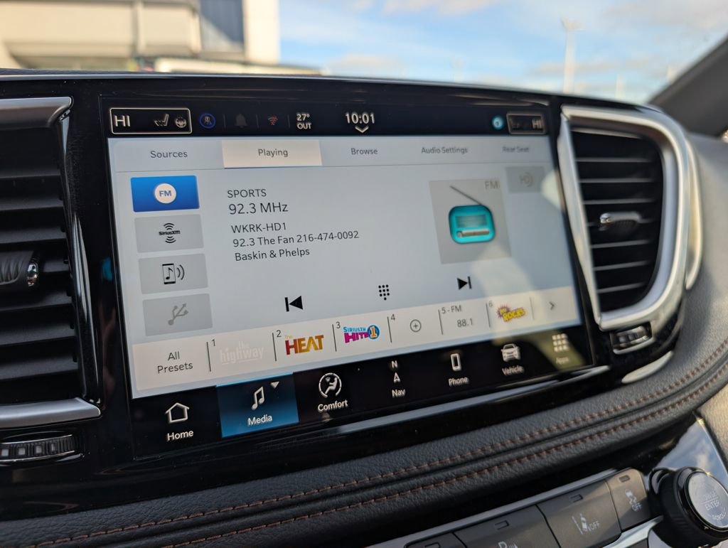 New 2026 Chrysler Pacifica Pinnacle w/ Trailer Tow Group image 27