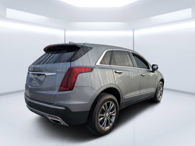 Used 2021 Cadillac XT5 Premium Luxury image 3