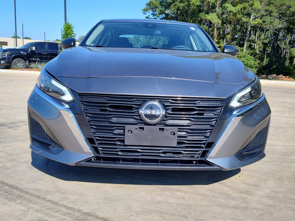 Used 2024 Nissan Altima 2.5 SV image 10