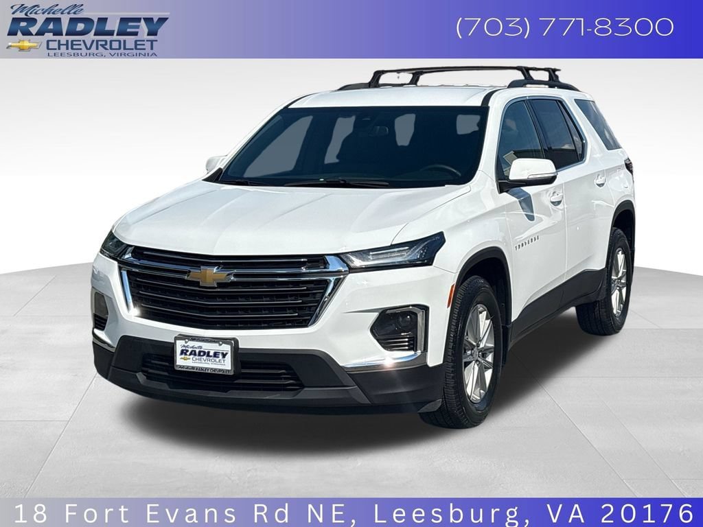 Used 2023 Chevrolet Traverse LT