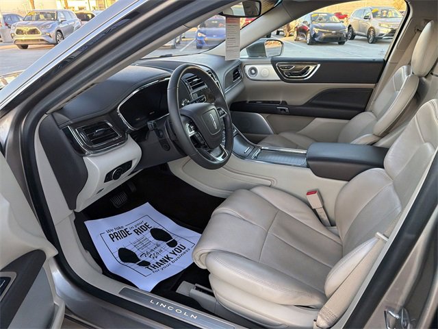 Used 2019 Lincoln Continental Reserve image 26