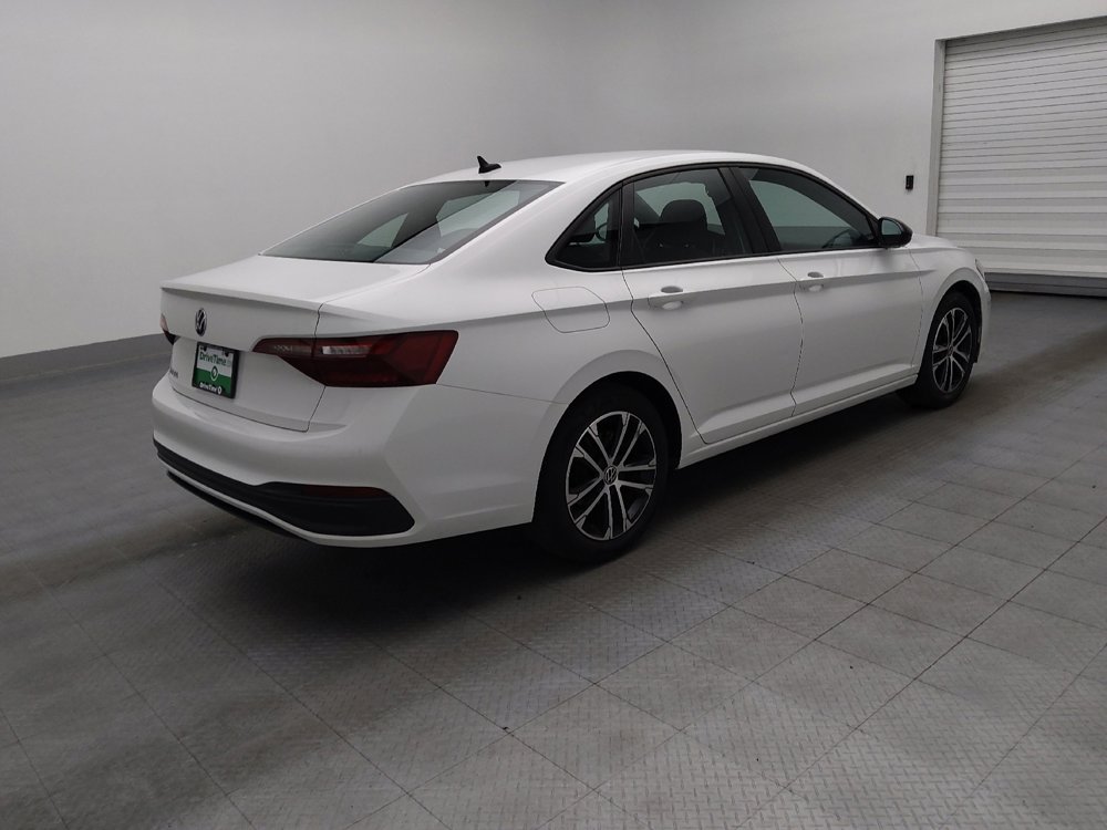 Used 2022 Volkswagen Jetta Sport image 10