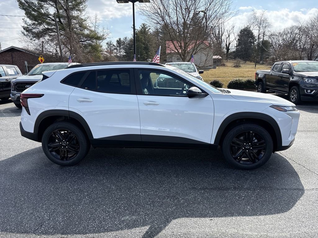 New 2026 Chevrolet Trax ACTIV w/ Driver Confidence Package FWD image 10