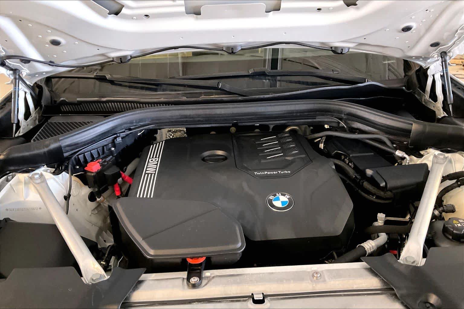 Used 2025 BMW X4 xDrive30i AWD/4WD image 28