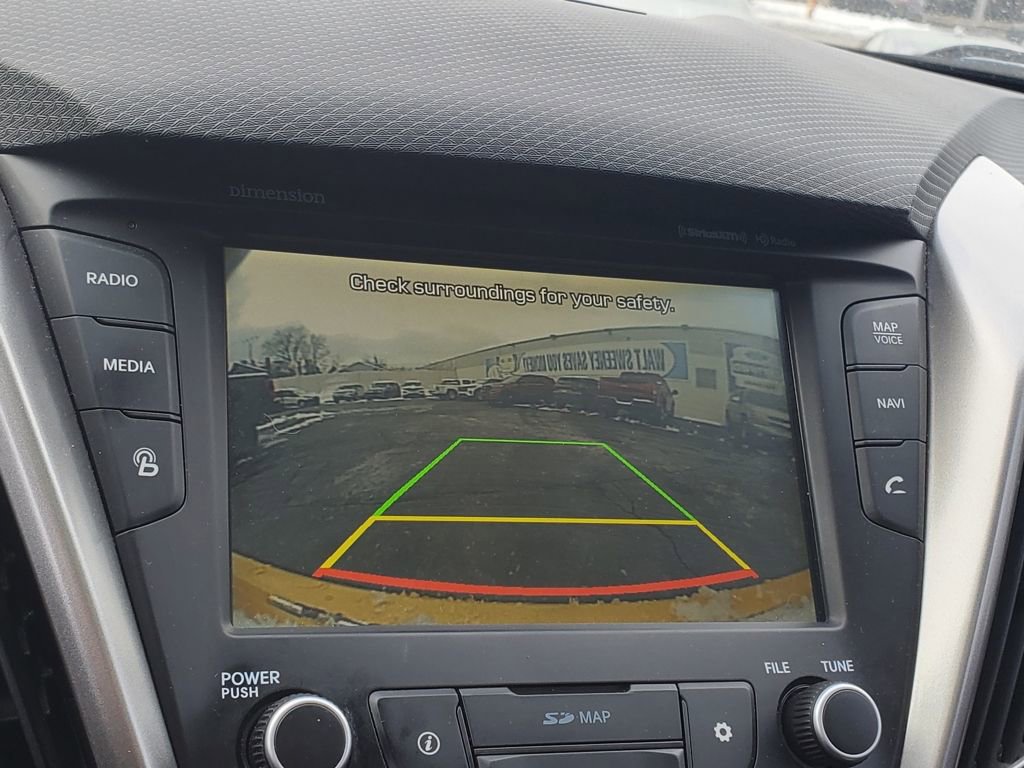 Used 2017 Hyundai Veloster Value Edition image 21