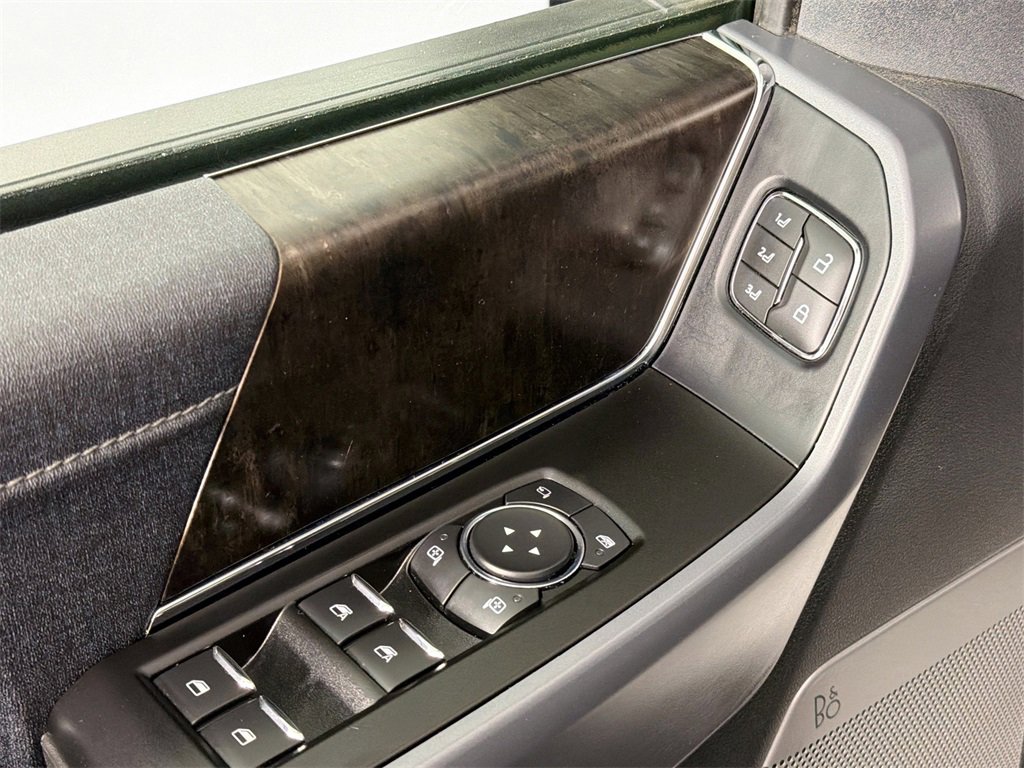 Used 2021 Ford F150 Lariat image 17