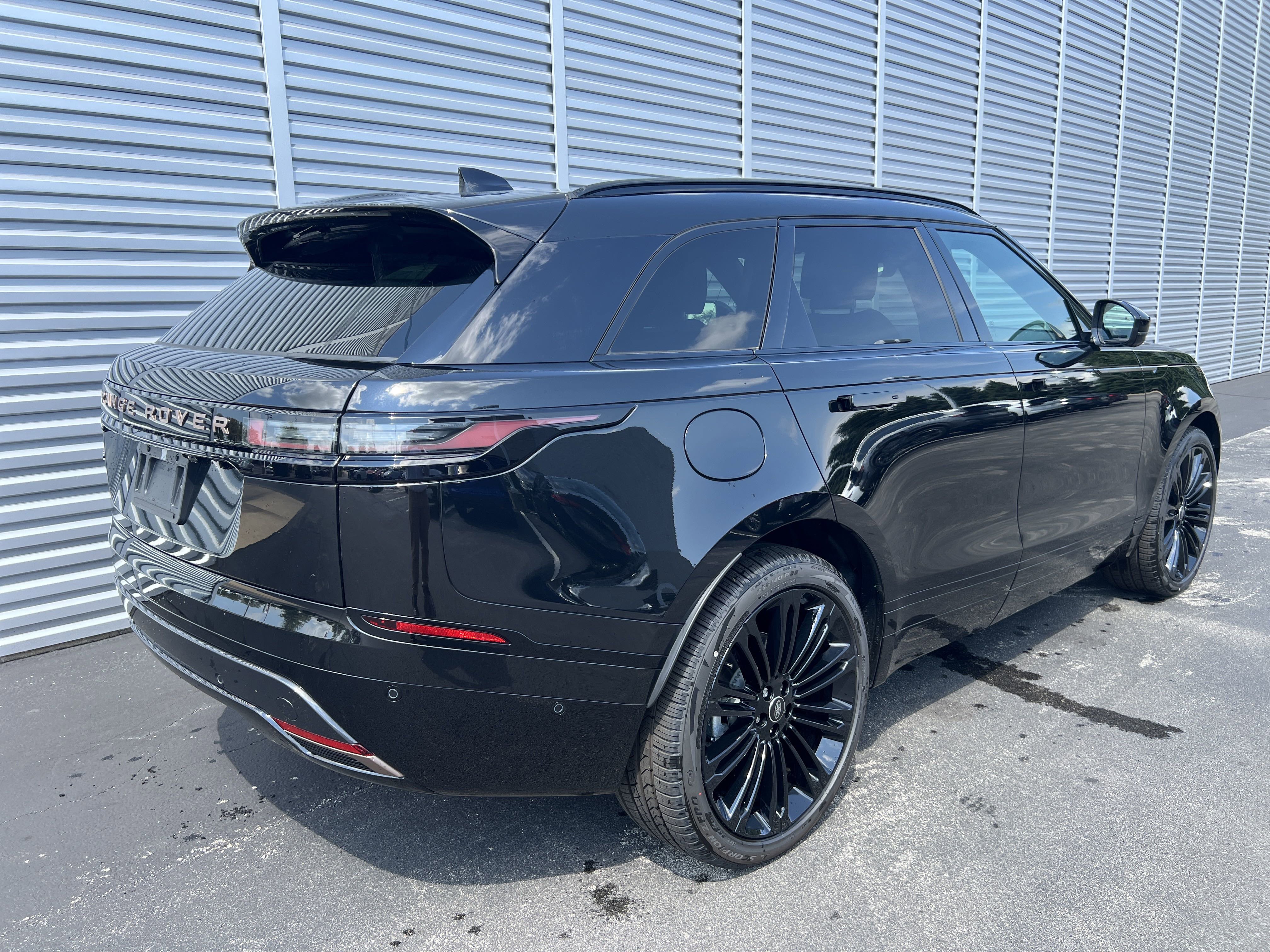 New 2026 Land Rover Range Rover Velar Autobiography image 4