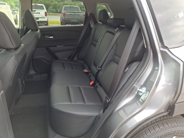 New 2026 Nissan Rogue Dark Armor AWD/4WD image 27