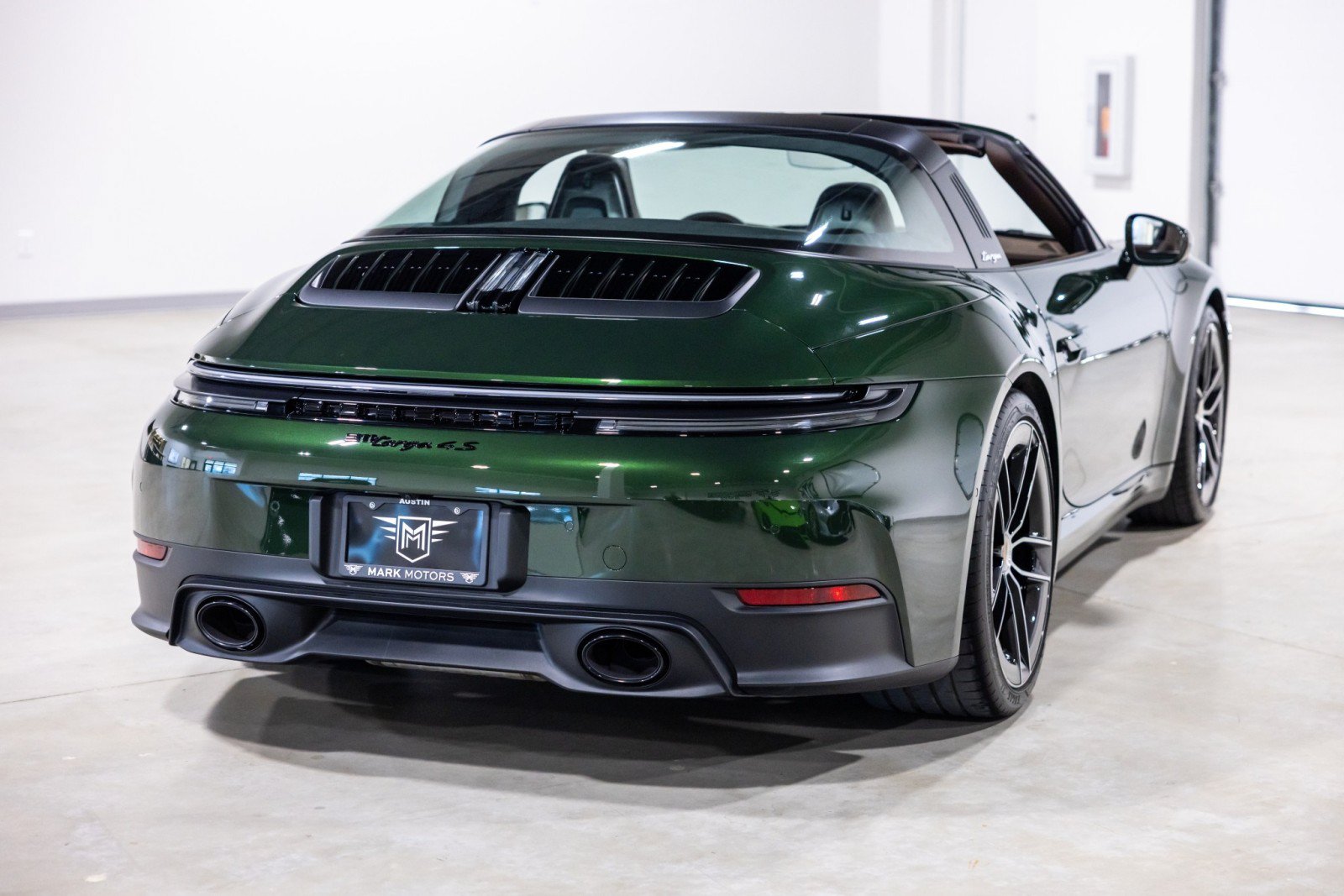 Used 2026 Porsche 911 Targa 4S AWD/4WD image 9