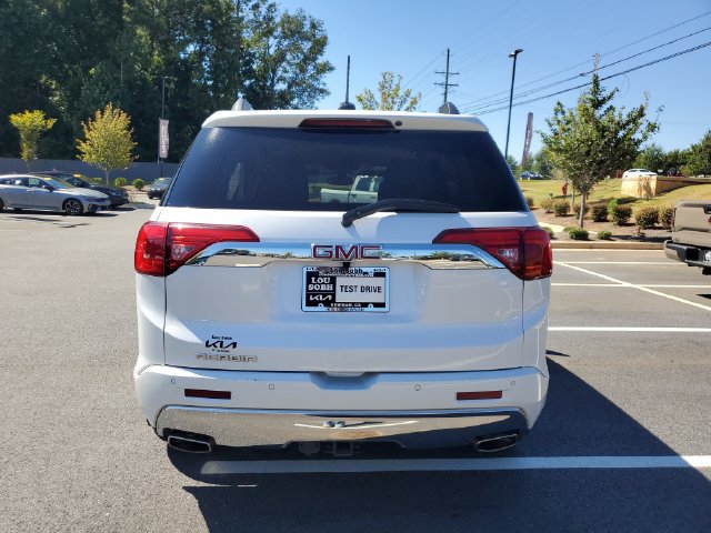 Used 2019 GMC Acadia Denali w/ Technology Package FWD image 5