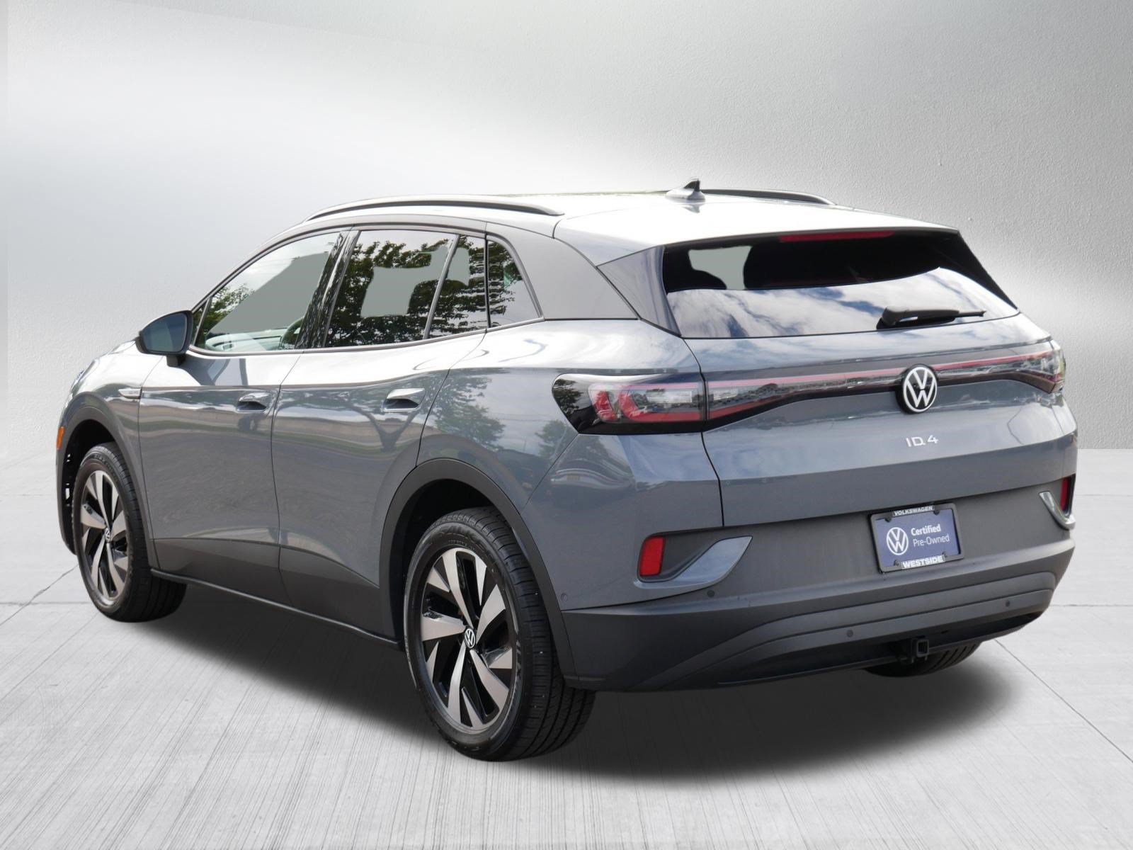 Certified 2023 Volkswagen ID.4 Pro AWD/4WD image 4