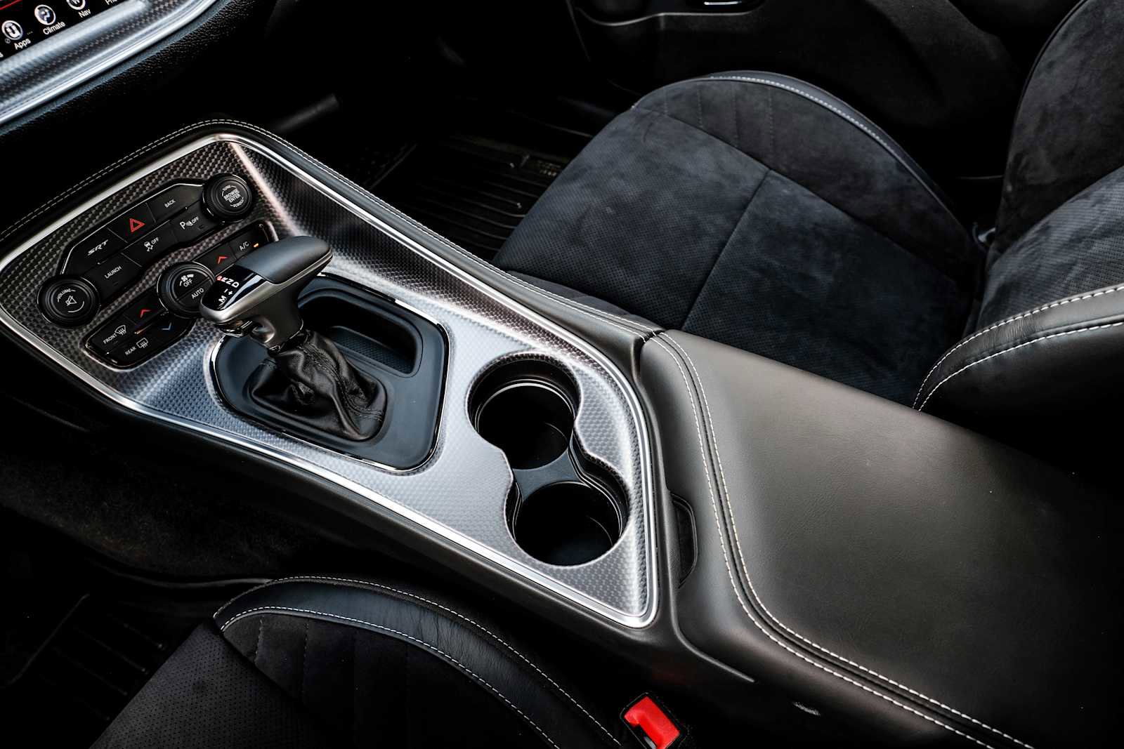 Used 2015 Dodge Challenger SRT Hellcat RWD image 23