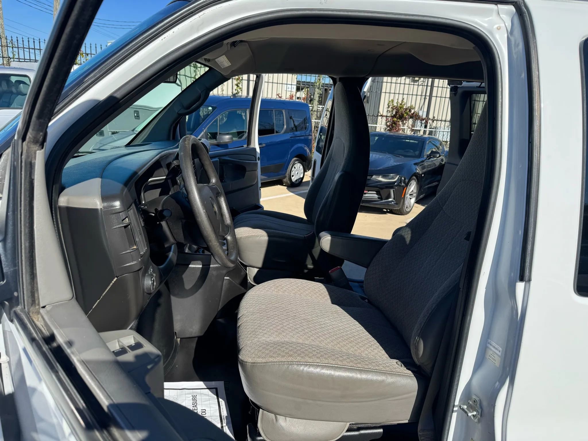 Used 2014 Chevrolet Express 2500 LS image 22