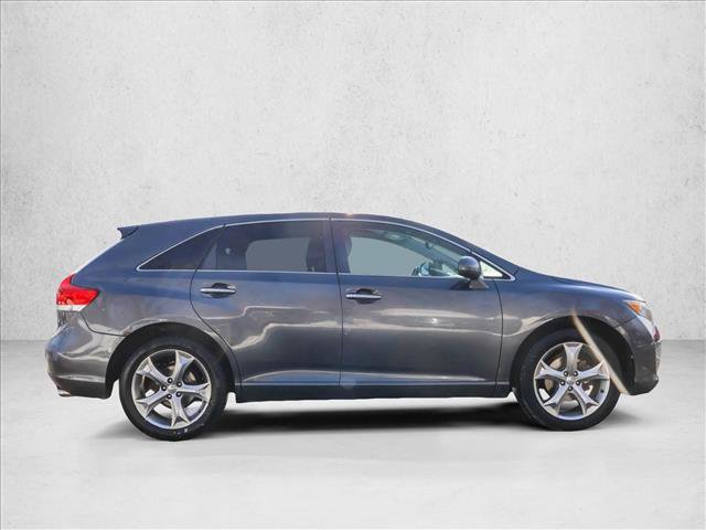 Used 2011 Toyota Venza image 4