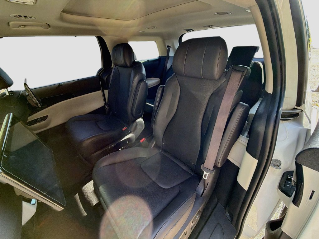Used 2024 Kia Carnival SX Prestige FWD image 28
