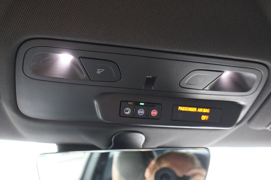 Used 2022 Chevrolet Camaro ZL1 RWD image 21
