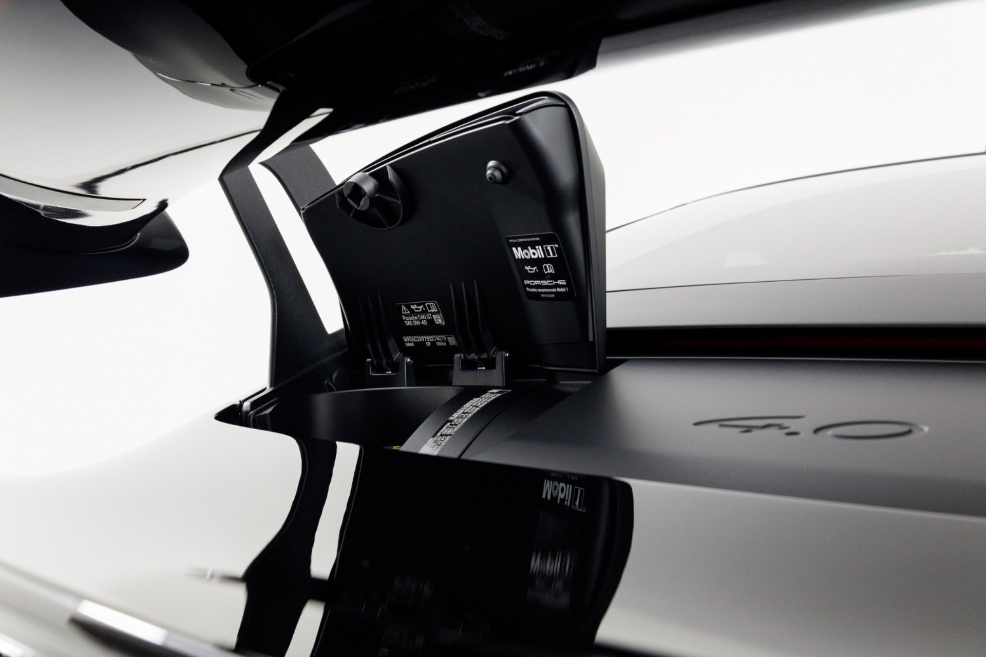 Used 2025 Porsche 911 GT3 RWD image 55