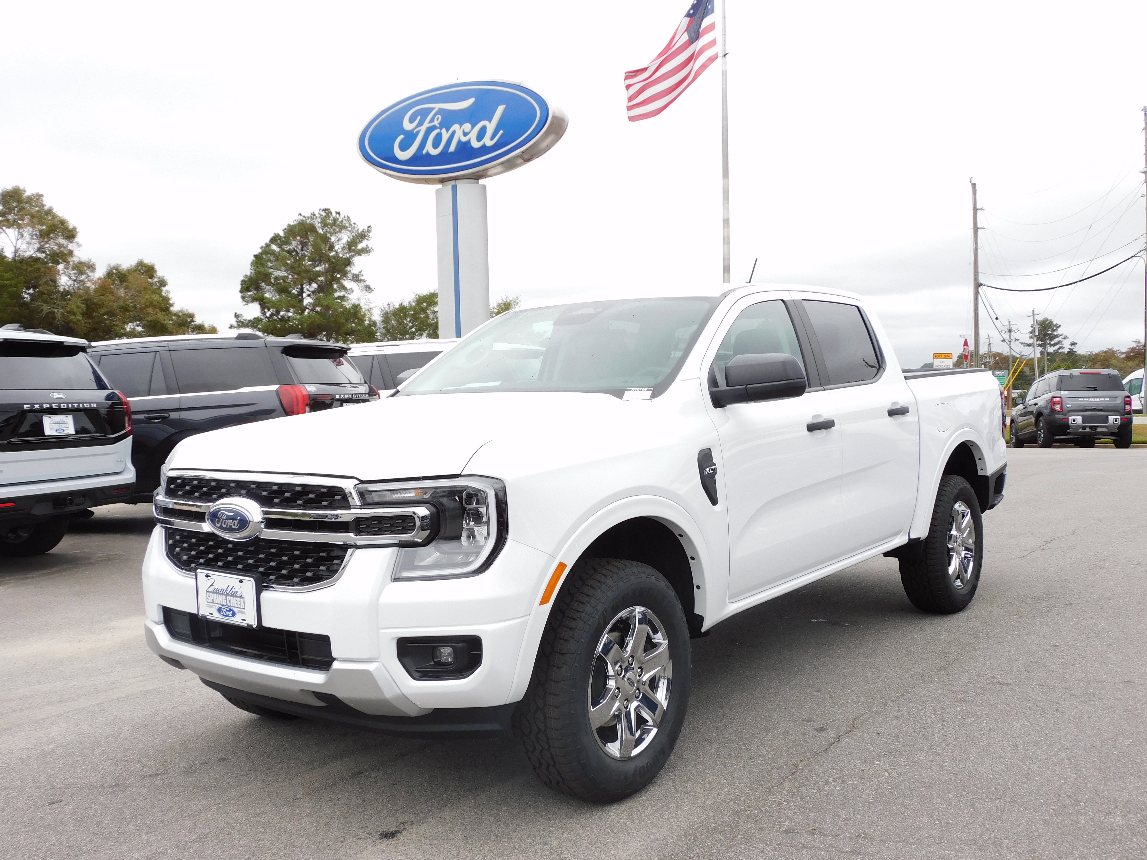 New 2025 Ford Ranger XLT w/ Chrome Accent Package