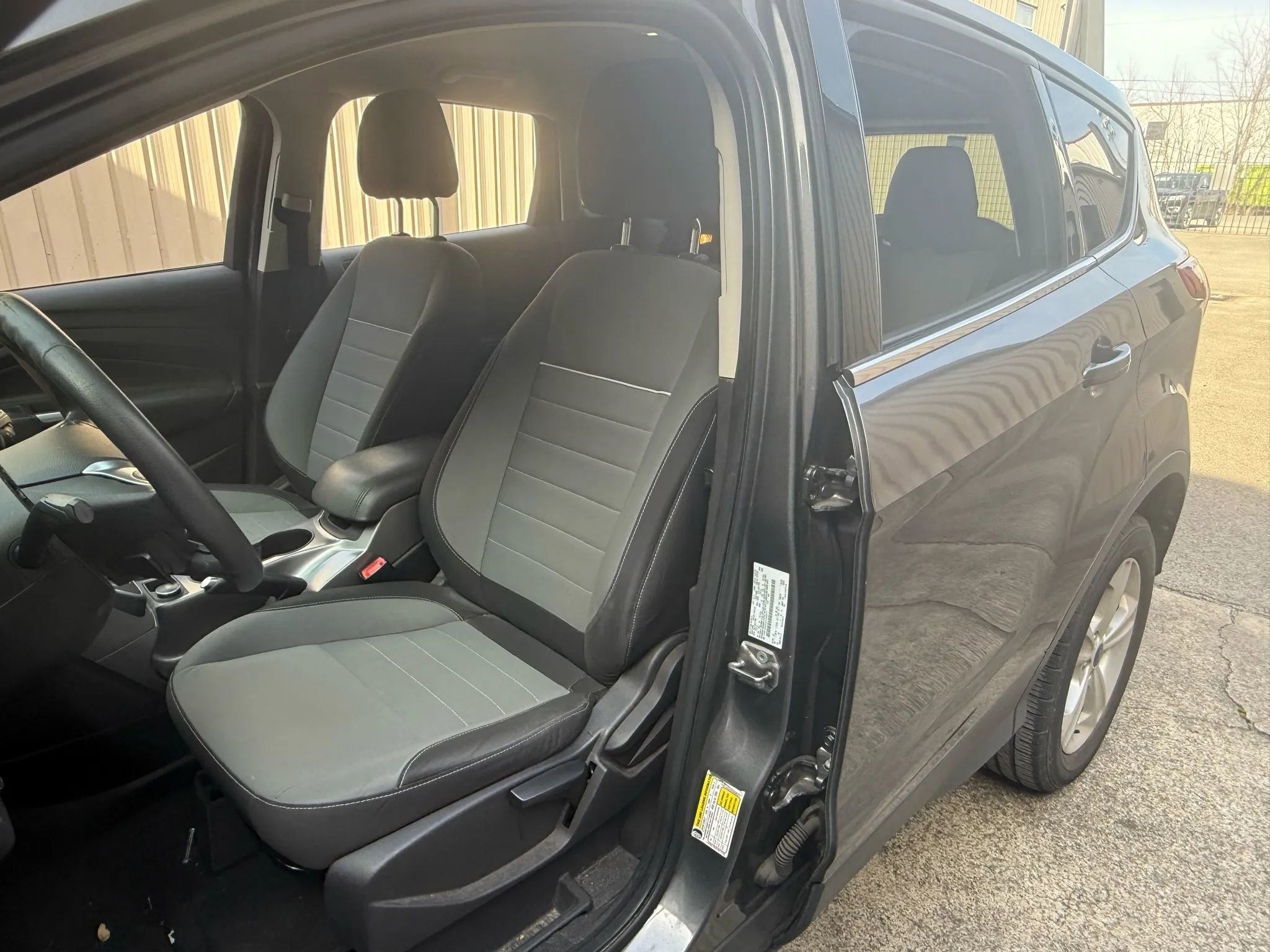 Used 2013 Ford Escape SE image 12