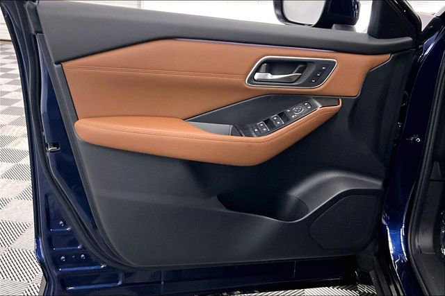 New 2025 Nissan Rogue Platinum image 31