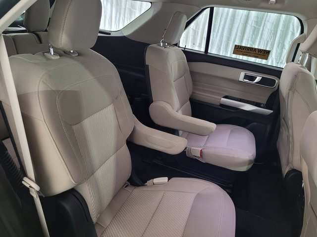 Used 2022 Ford Explorer XLT image 58