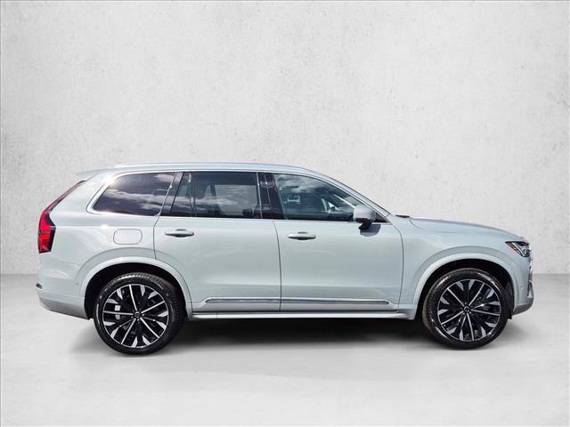 Used 2026 Volvo XC90 T8 Plus w/ Protection Package Premier AWD/4WD image 4